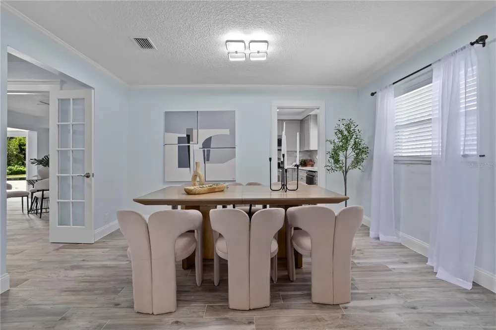 2130 DELORAINE TRAIL Maitland, FL 32751