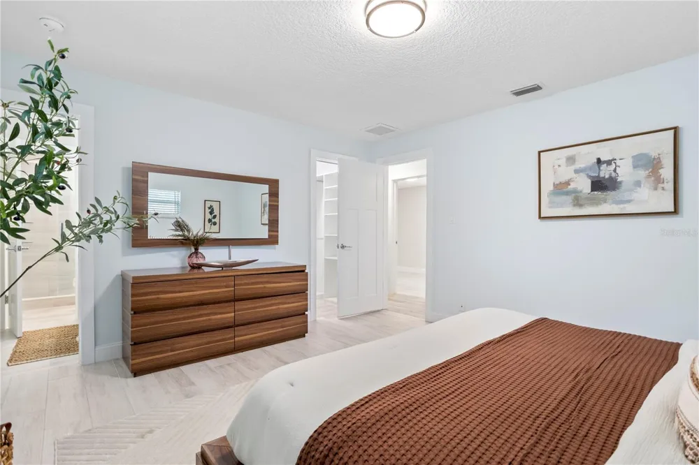 2130 DELORAINE TRAIL Maitland, FL 32751