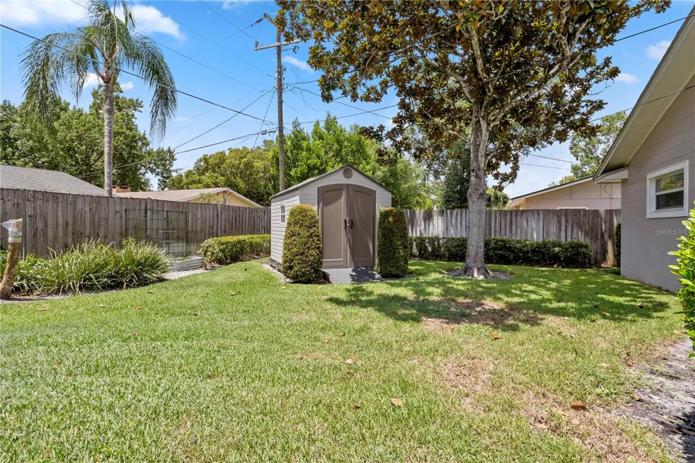 2130 DELORAINE TRAIL Maitland, FL 32751