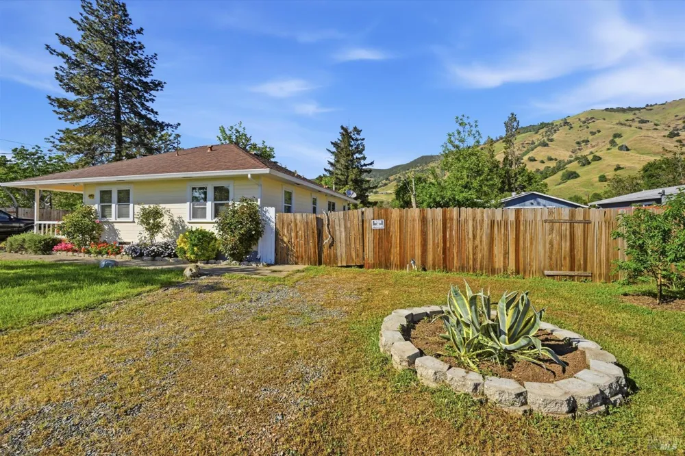 3440 Beach Street Nice, CA 95464