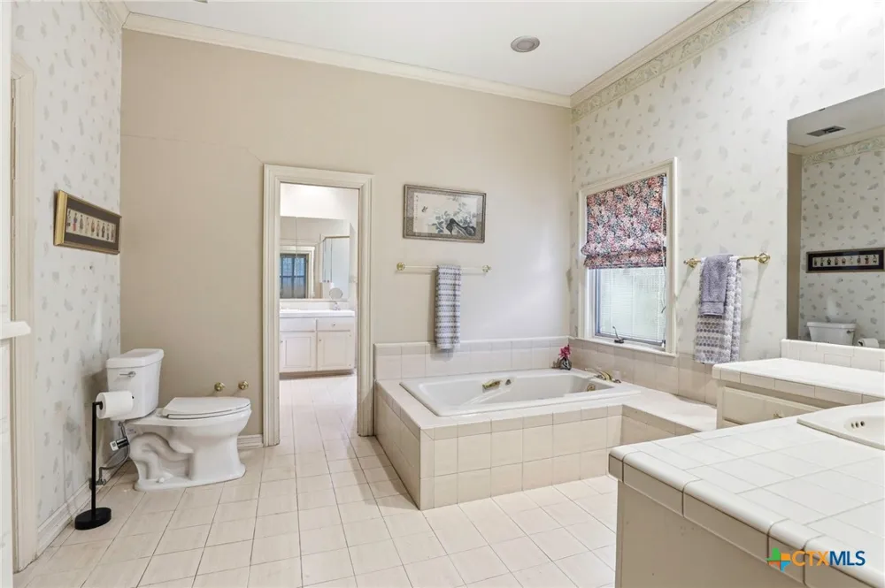 21759 Forest Waters Circle Garden Ridge, TX 78266