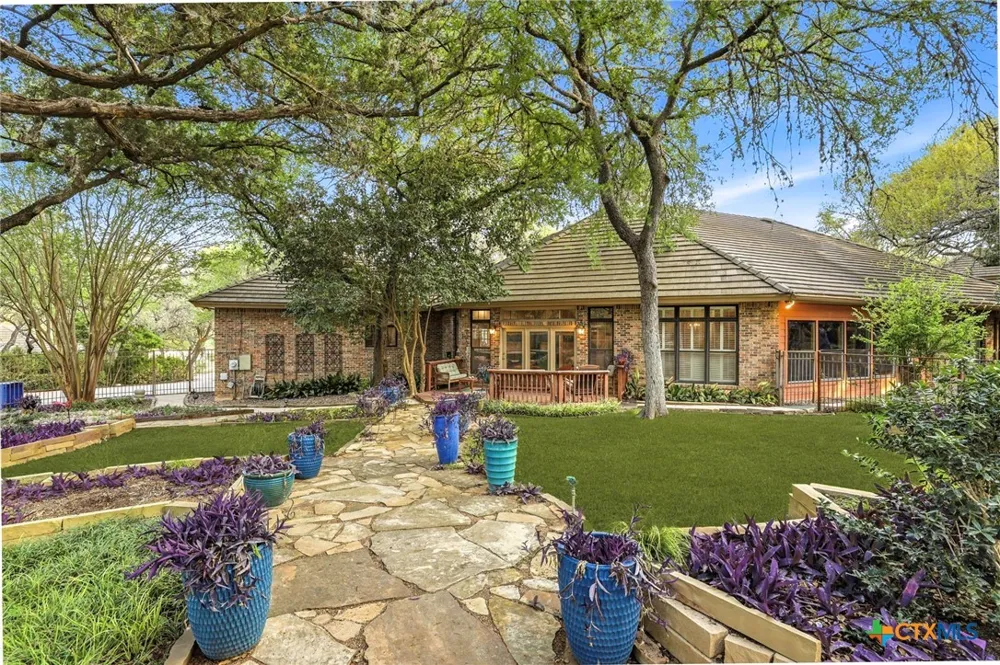 21759 Forest Waters Circle Garden Ridge, TX 78266