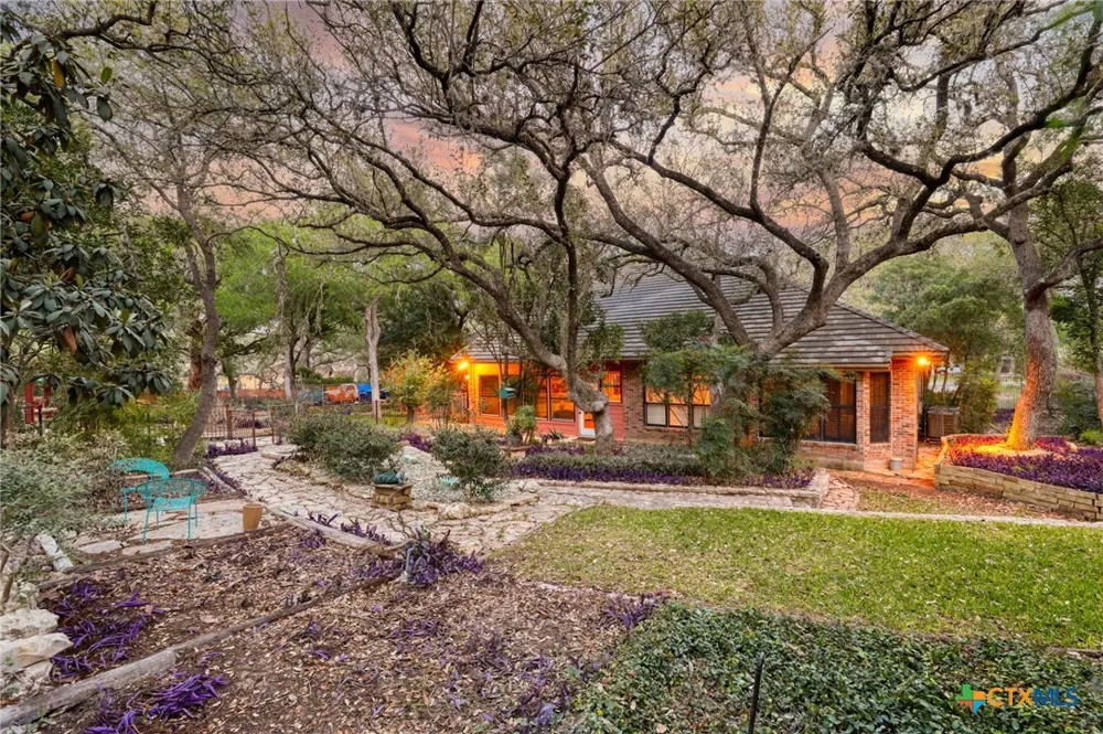21759 Forest Waters Circle Garden Ridge, TX 78266