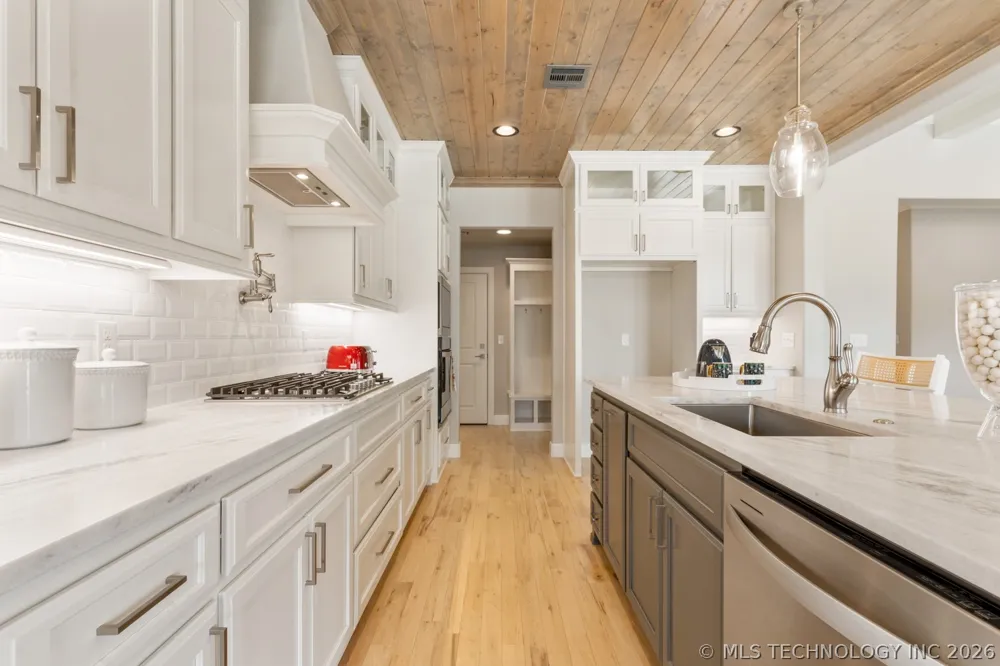 1509 Pinecrest Drive Claremore, OK 74017