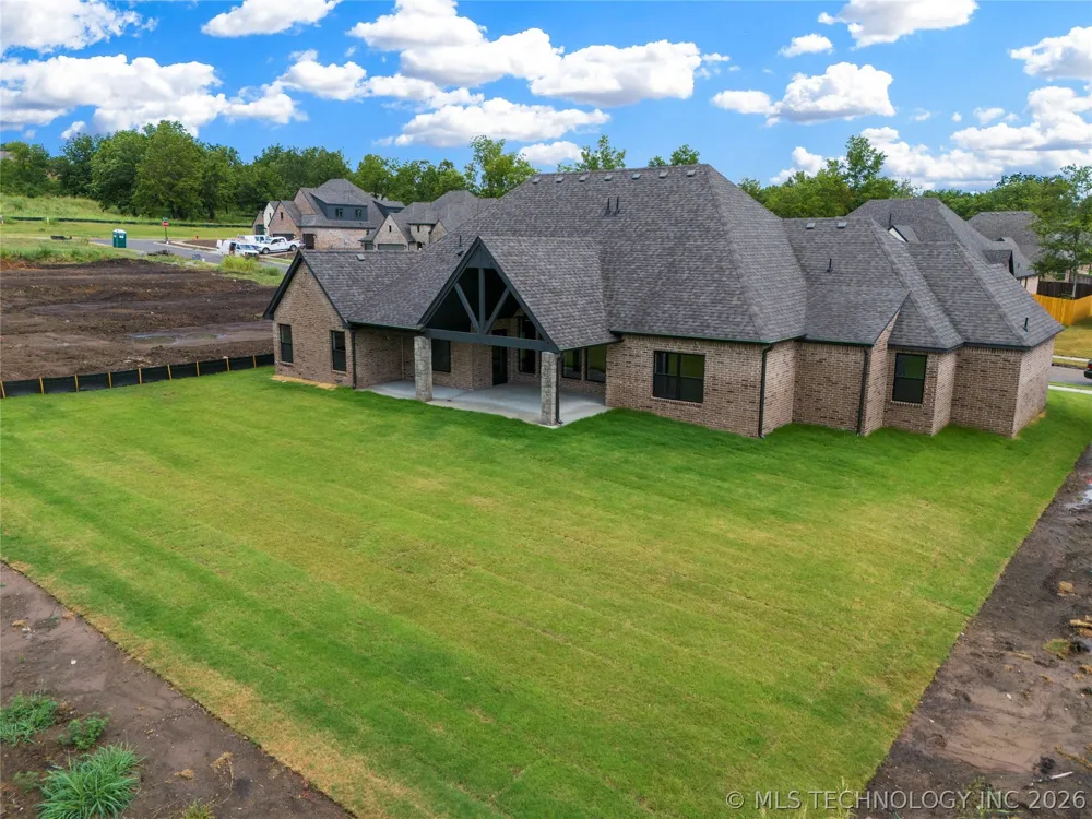 1509 Pinecrest Drive Claremore, OK 74017