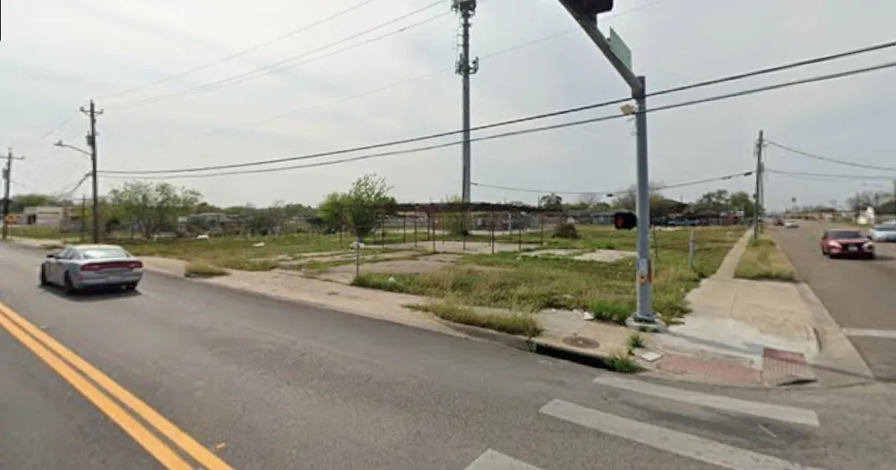 2701 Greenwood Drive Corpus Christi, TX 78405