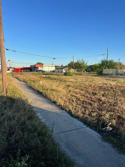 2701 Greenwood Drive Corpus Christi, TX 78405