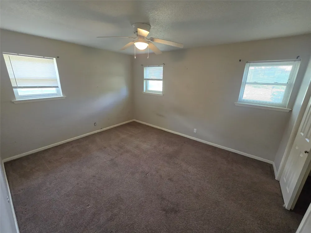 1144 Norwood Drive Hurst, TX 76053