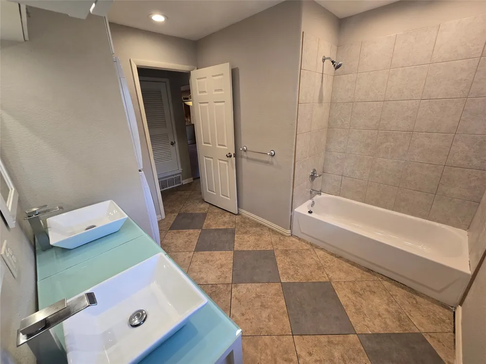 1144 Norwood Drive Hurst, TX 76053