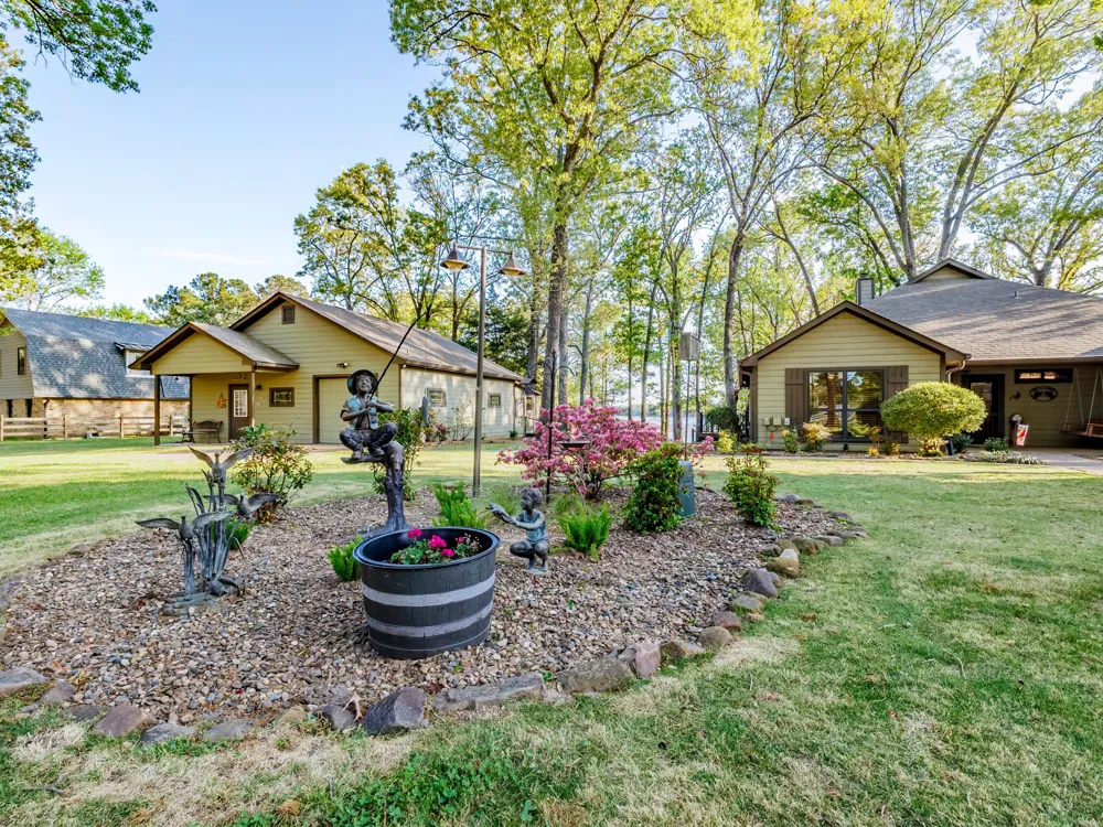 130 Private Road 5884 Yantis, TX 75497