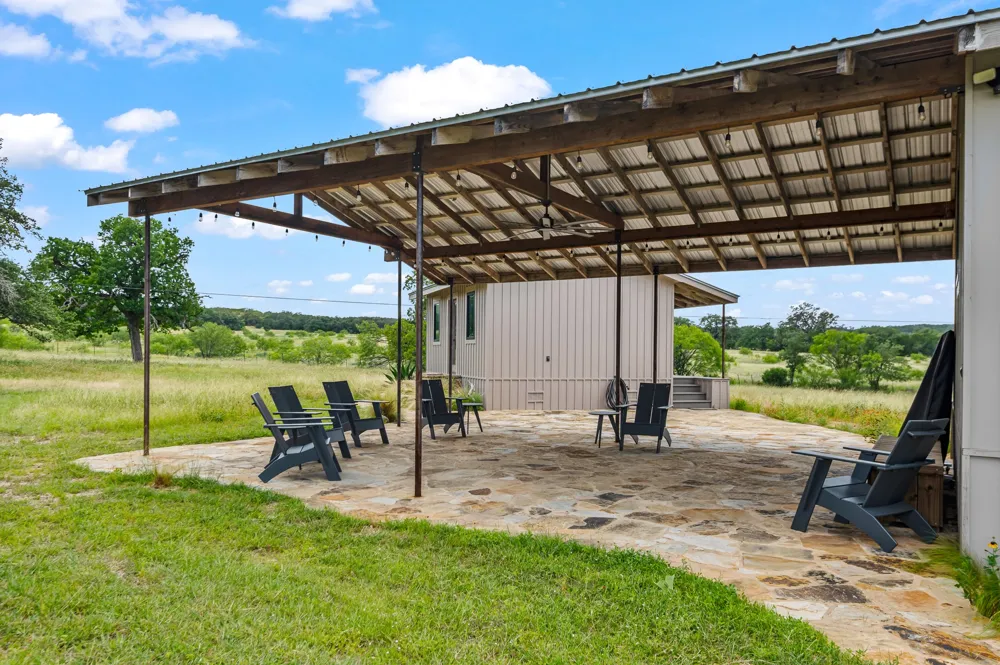 CR 409 Spicewood, TX 78669