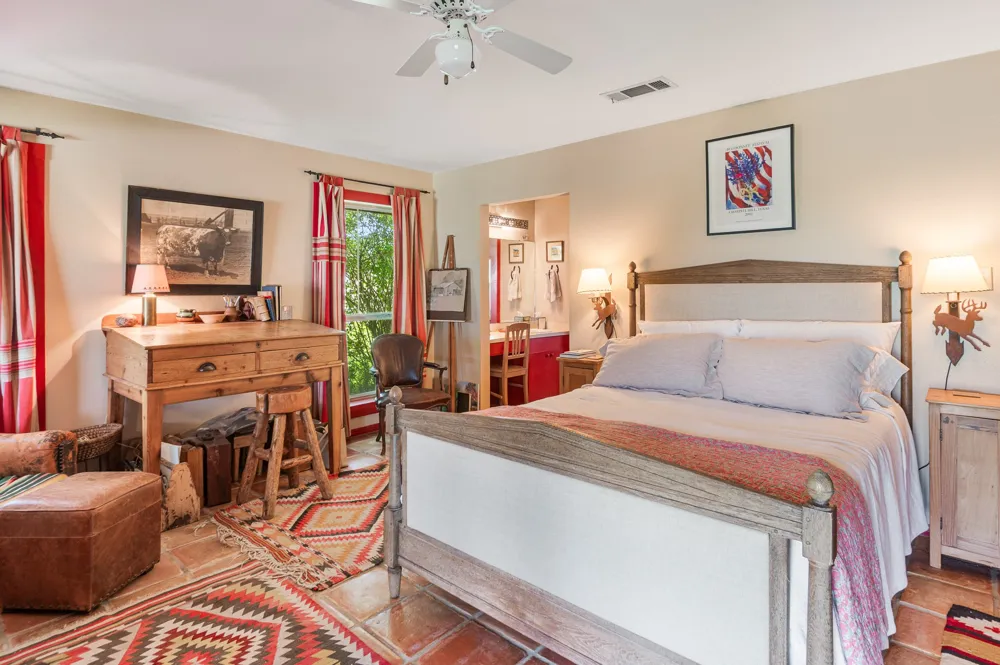 CR 409 Spicewood, TX 78669