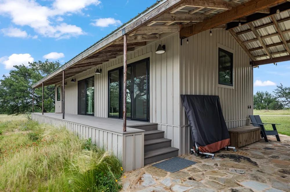 CR 409 Spicewood, TX 78669