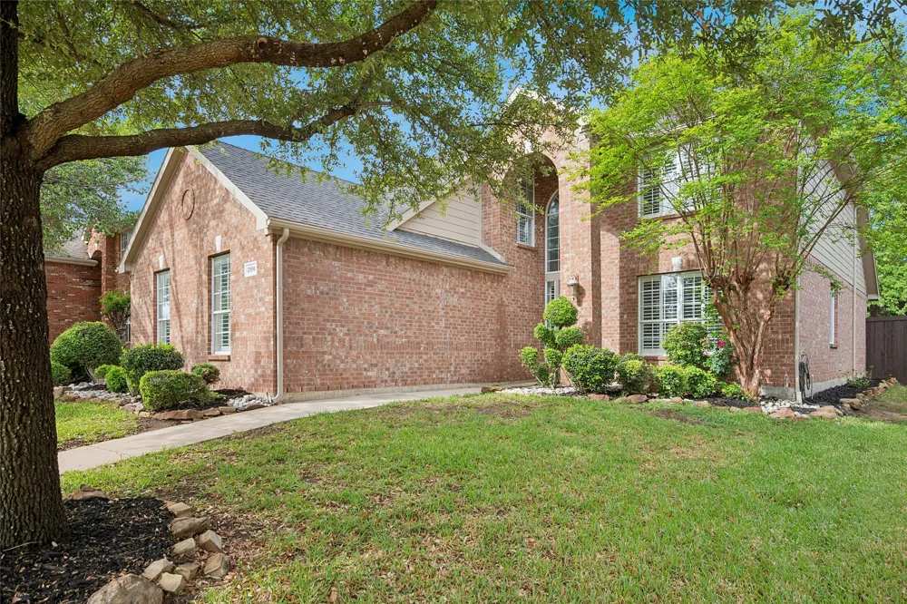 2986 Marchwood Drive Highland Village, TX 75077
