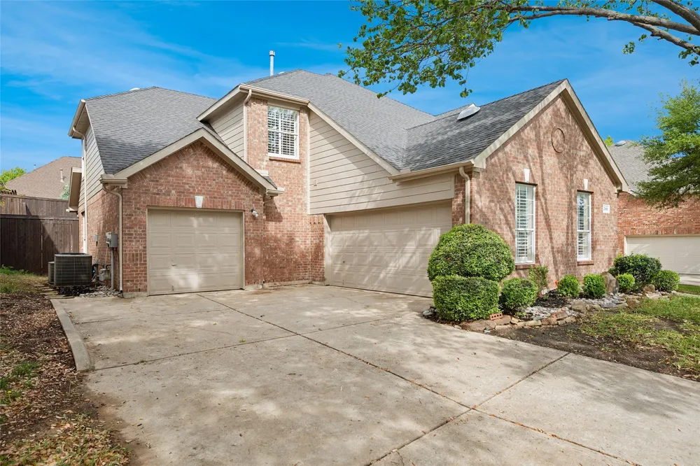 2986 Marchwood Drive Highland Village, TX 75077