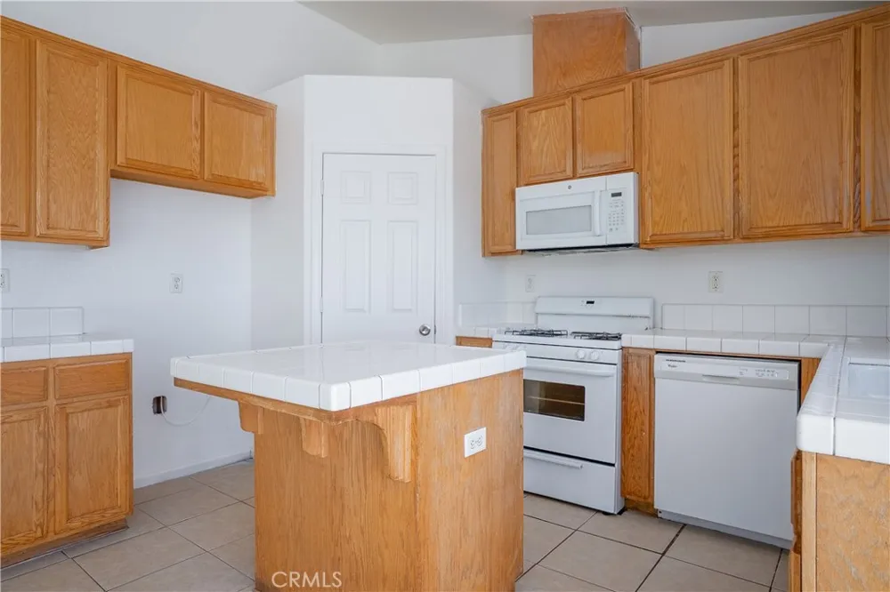 2658 Drake Merced, CA 95348