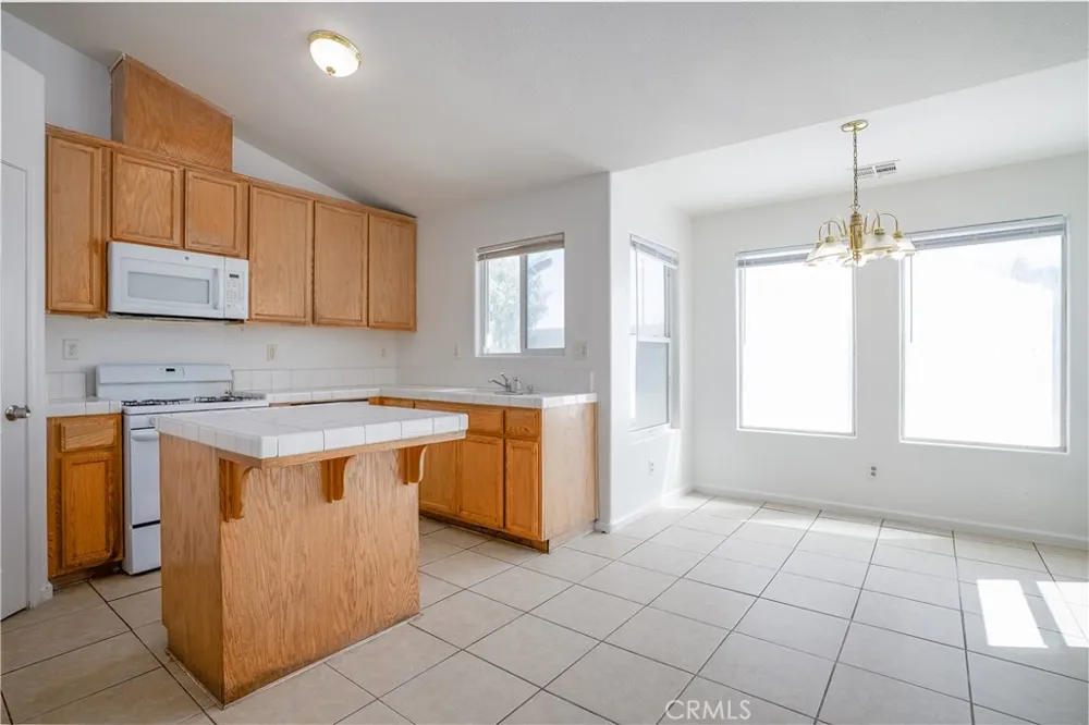 2658 Drake Merced, CA 95348