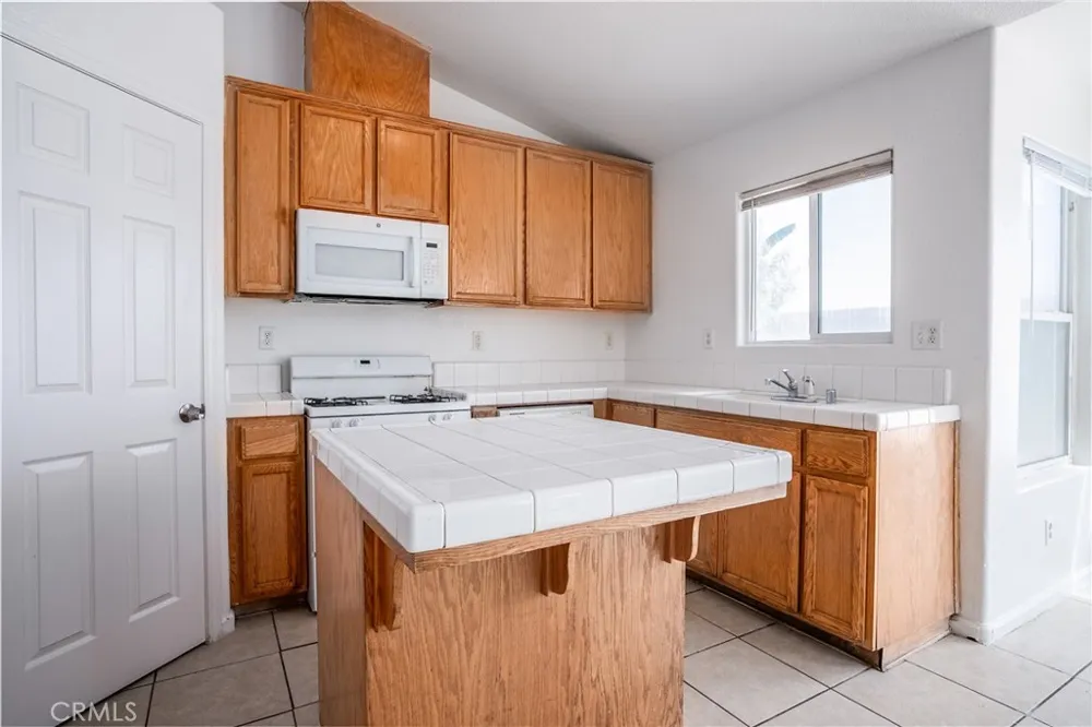 2658 Drake Merced, CA 95348