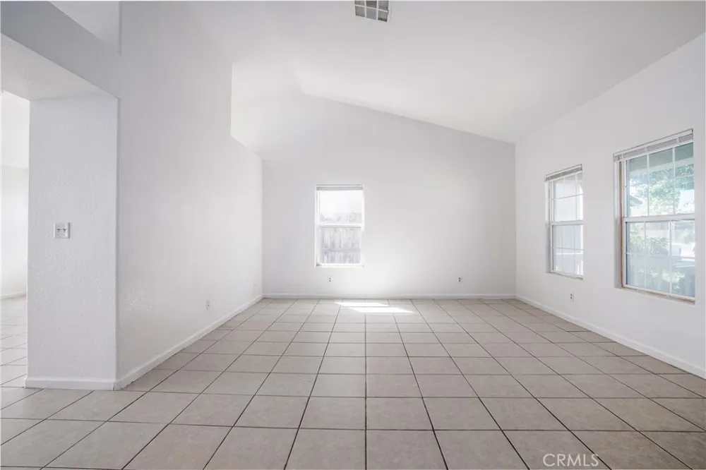 2658 Drake Merced, CA 95348