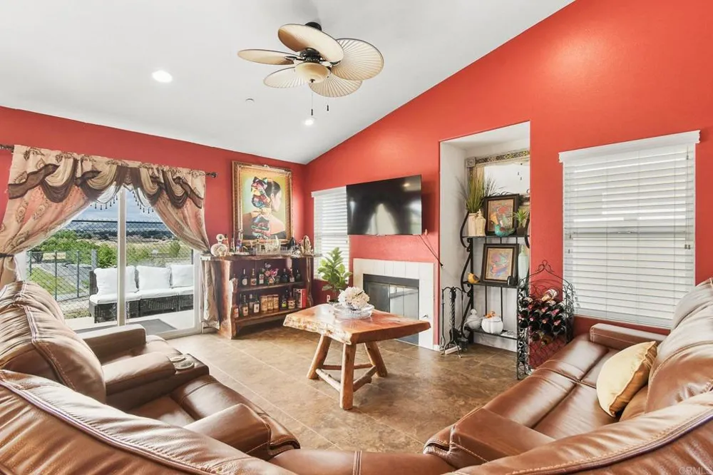 1228 Buckwheat Trl Campo, CA 91906