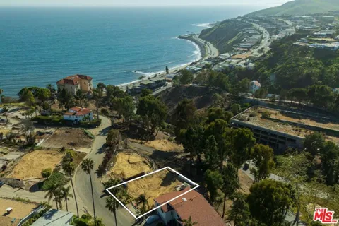 17941 Tramonto Drive