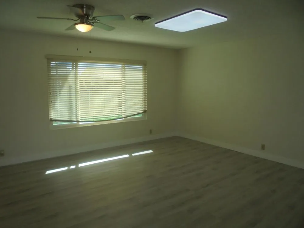 570 Holley Lane Blythe, CA 92225