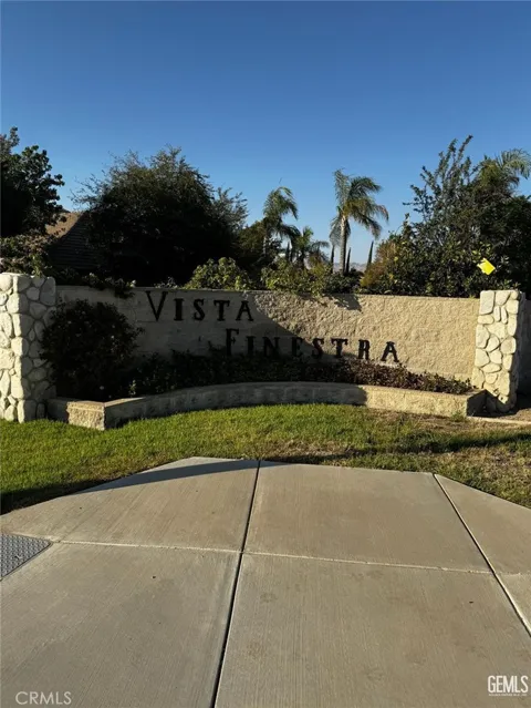12103 Vista Montana