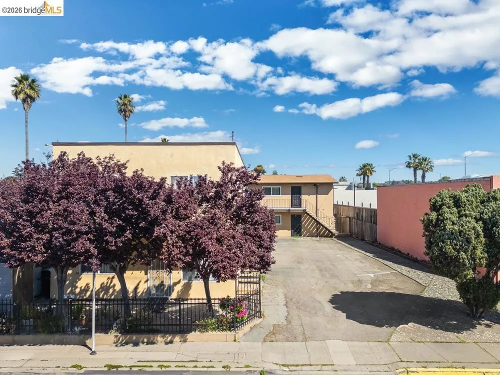 2215 Dover Ave San Pablo, CA 94806