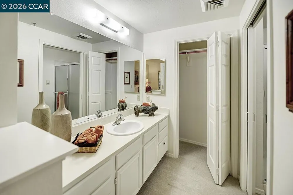 1840 Tice Creek Dr #2110 Walnut Creek, CA 94595