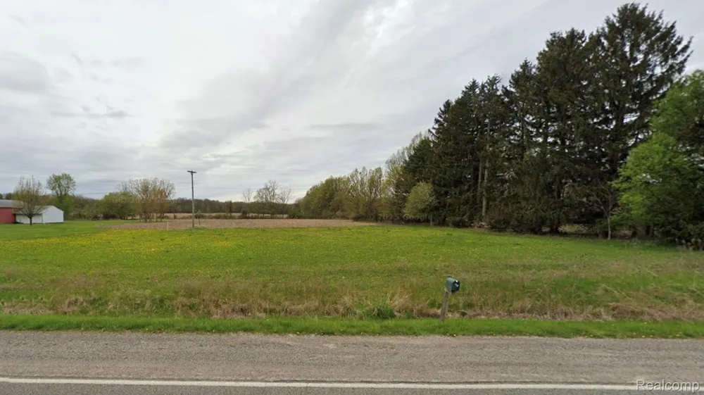4144 Seymour Road Clayton Charter Township, MI 48473