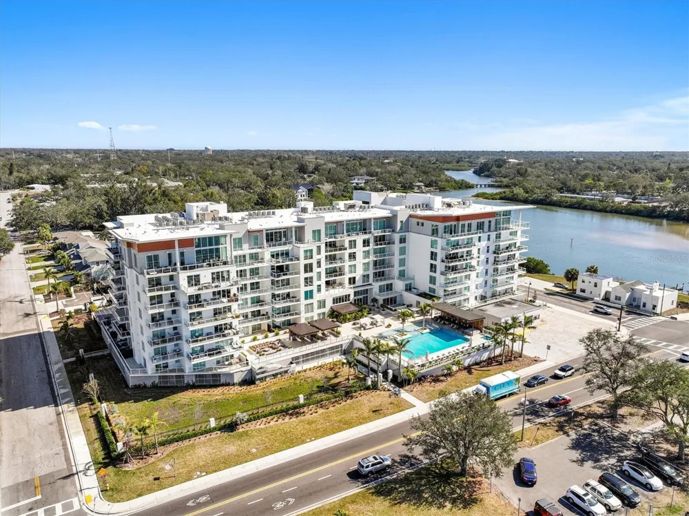 1028 SUNSET POINT ROAD #R9 Clearwater, FL 33755