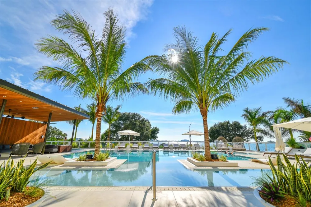 1028 SUNSET POINT ROAD #R9 Clearwater, FL 33755