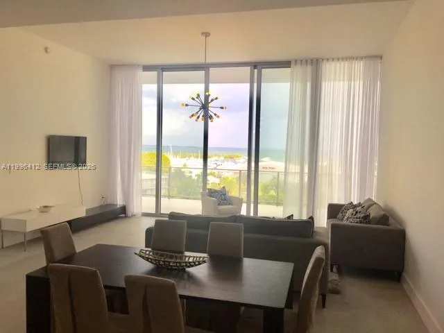 2669 S Bayshore Dr #702-N Coconut Grove, FL 33133