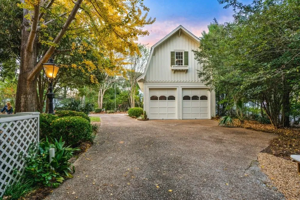 437 Remington Avenue Thomasville, GA 31792