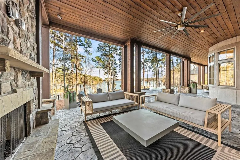 1180 Broadpoint Drive Greensboro, GA 30642