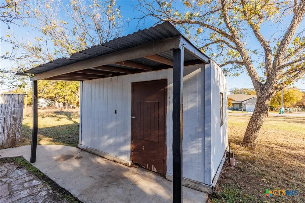 139 E Cottonwood Drive Granite Shoals, TX 78654