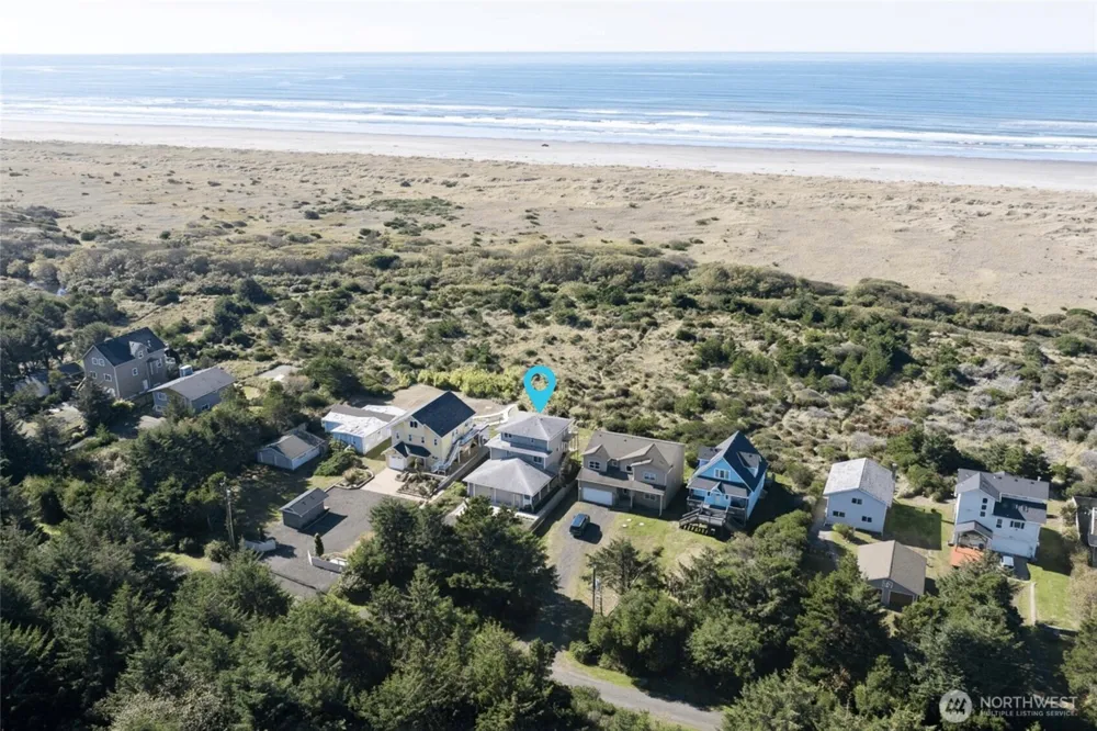 27 Ocean Lane Copalis Beach, WA 98535