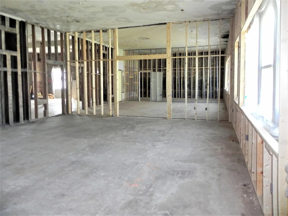 601 Neuman Street Sturgis, MI 49091