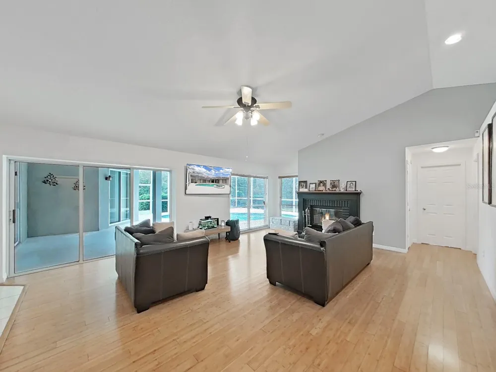 17307 OAK LEDGE DRIVE Lutz, FL 33549