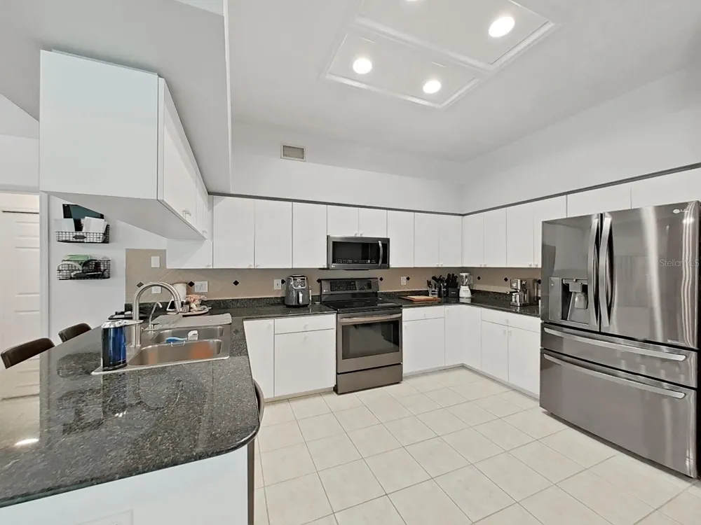 17307 OAK LEDGE DRIVE Lutz, FL 33549