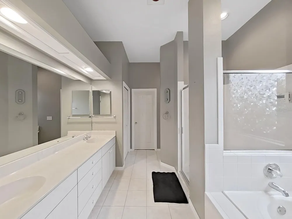17307 OAK LEDGE DRIVE Lutz, FL 33549