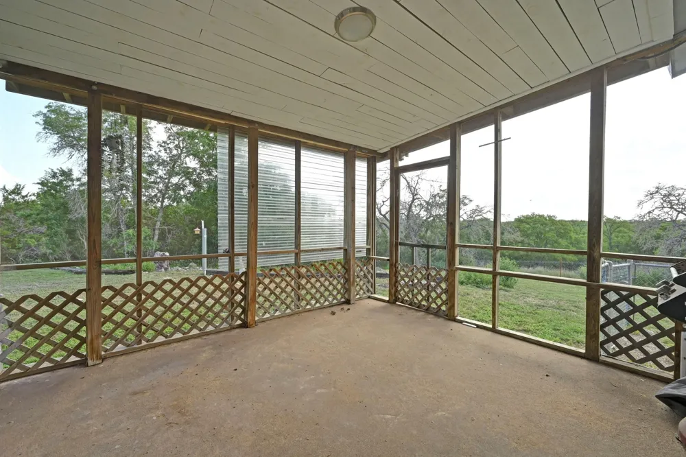 2018 Chaparral Park Road Manchaca, TX 78652