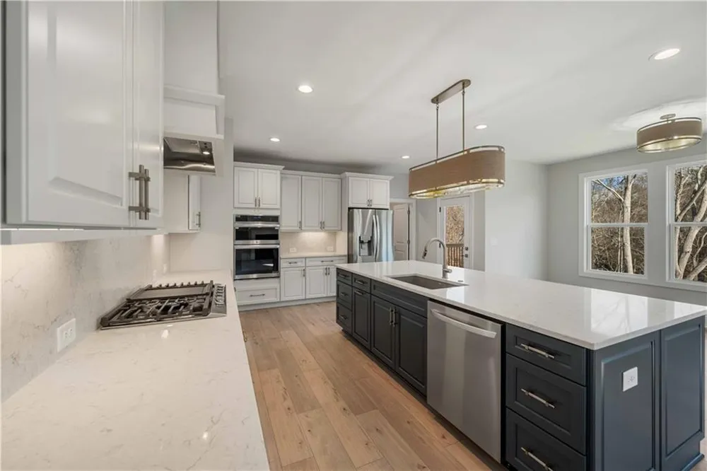 126 Spaulding Lane Woodstock, GA 30188