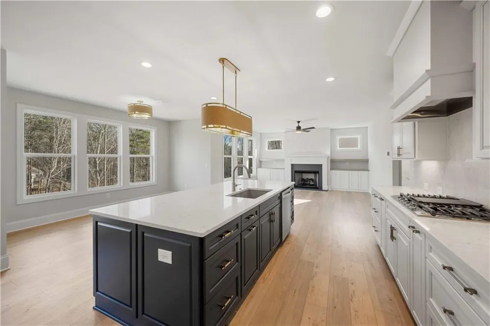 126 Spaulding Lane Woodstock, GA 30188