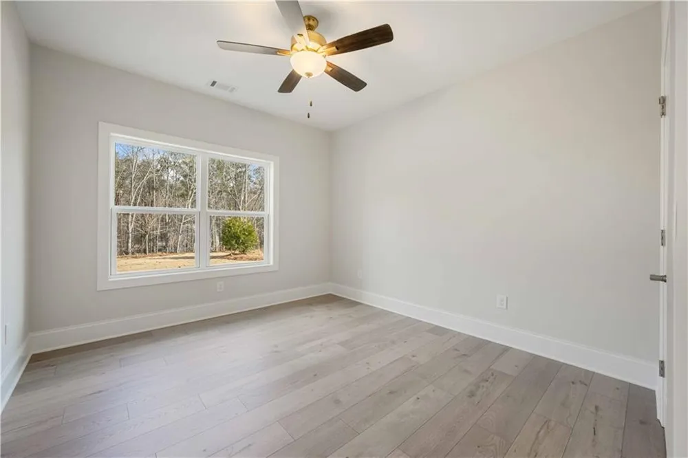 126 Spaulding Lane Woodstock, GA 30188