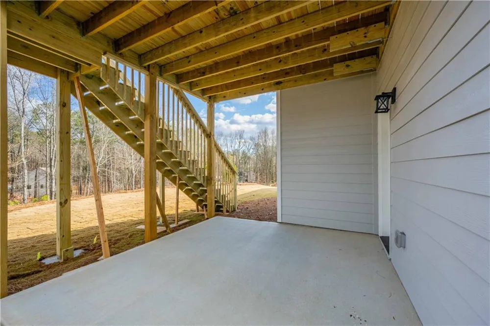126 Spaulding Lane Woodstock, GA 30188