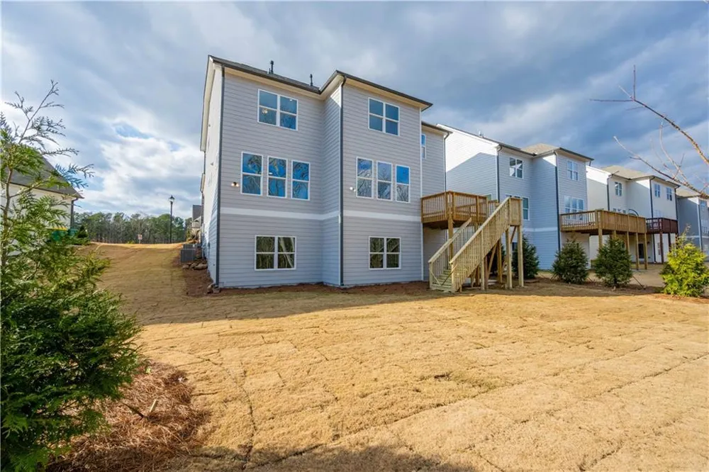 126 Spaulding Lane Woodstock, GA 30188