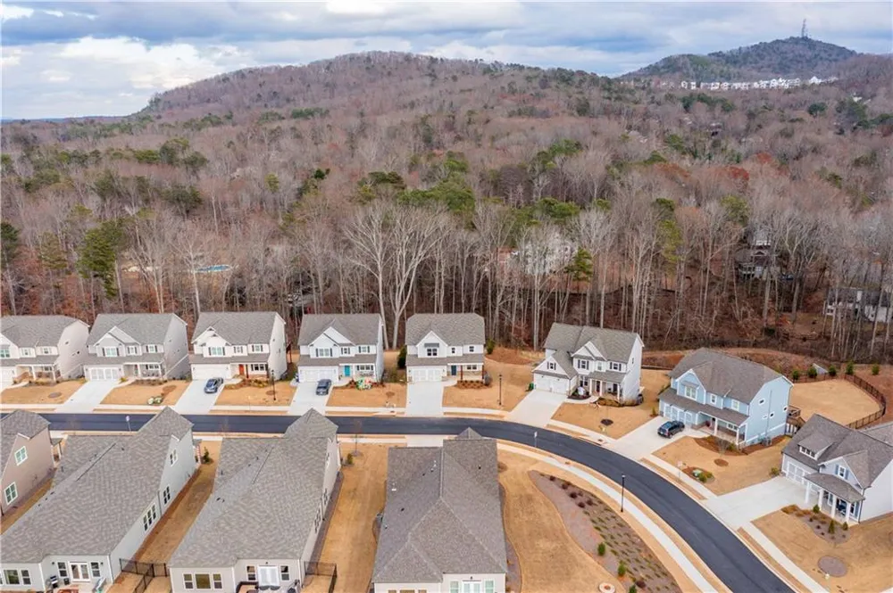 126 Spaulding Lane Woodstock, GA 30188