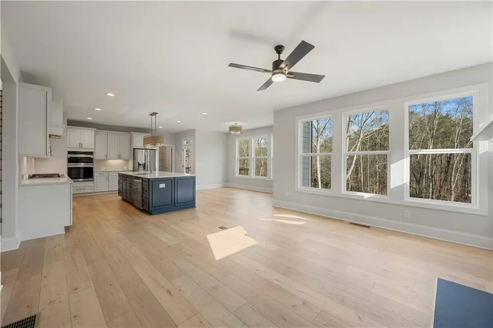 126 Spaulding Lane Woodstock, GA 30188