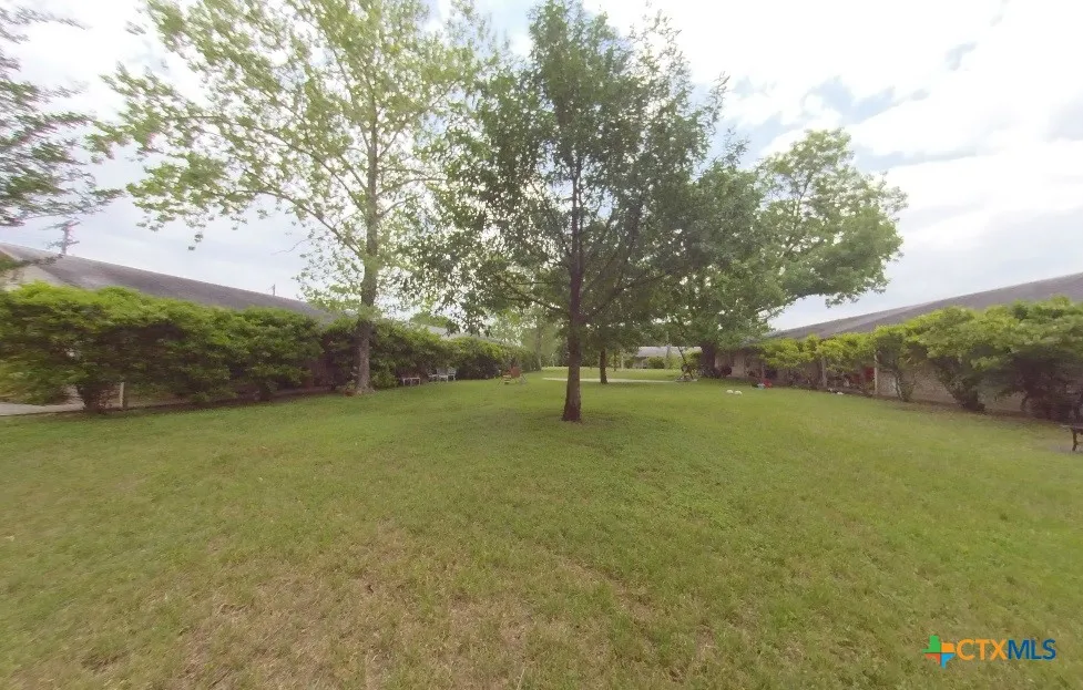 200 Quail Run Road Martindale, TX 78655
